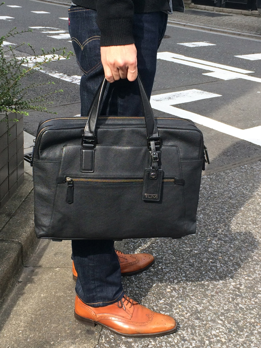 TUMI 本革 レザー ビジネスバッグ ブラック - ビジネスバッグ